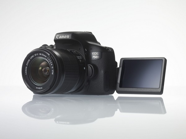 EOS 750D (Bild: Canon)